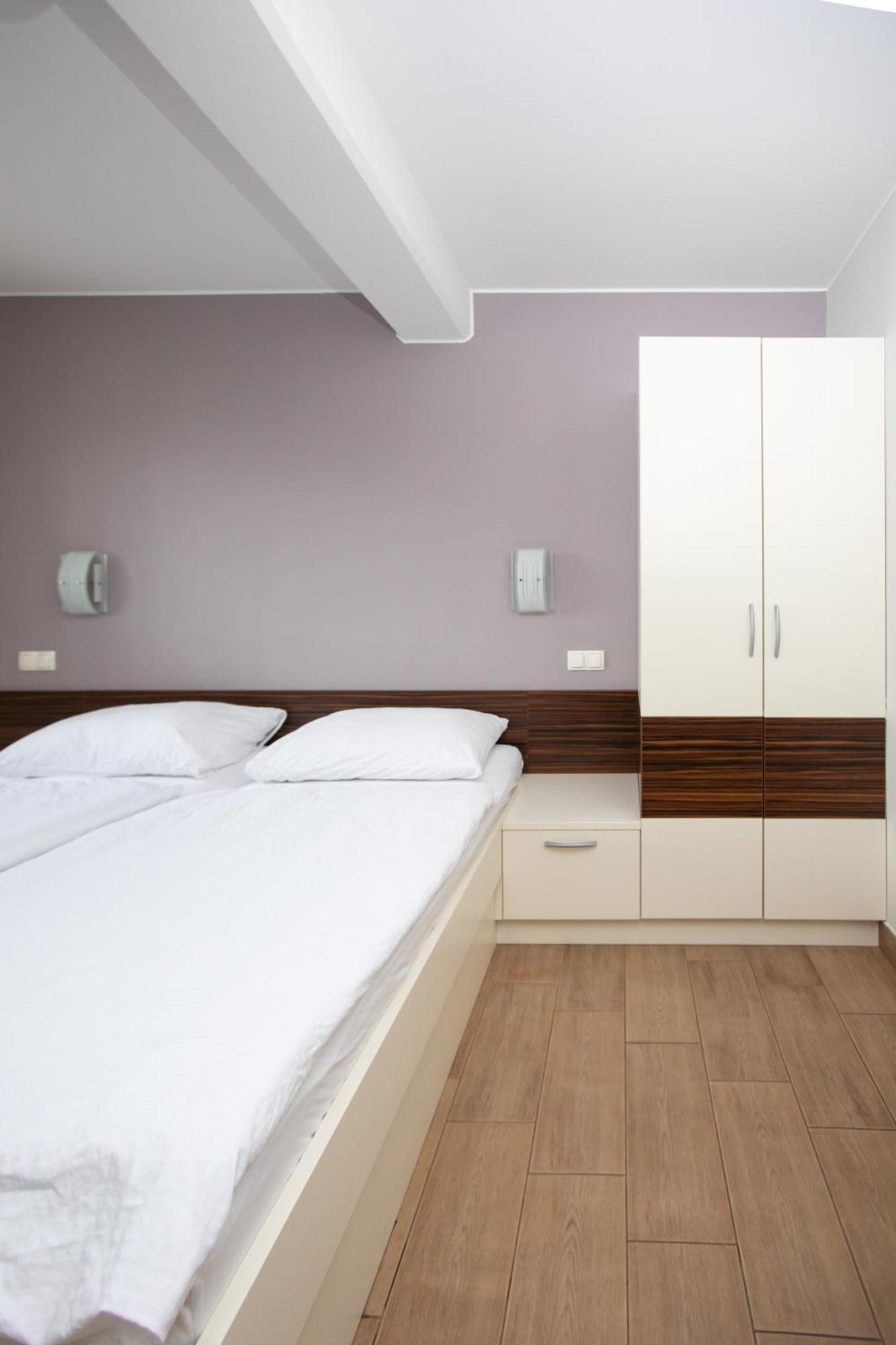 Rooms En Krajcar Cerknica Eksteriør bilde